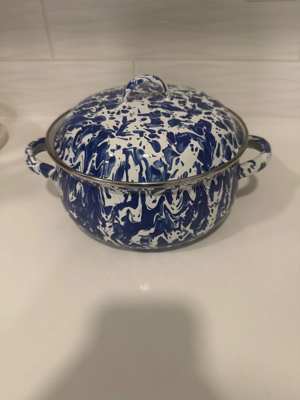 Golden Rabbit Cobalt Swirl Enamelware Dutch Oven Casserole Pot w/ Lid